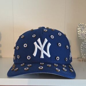 🦋New Era Royal Blue New York Yankees Crystal-Studded Cap